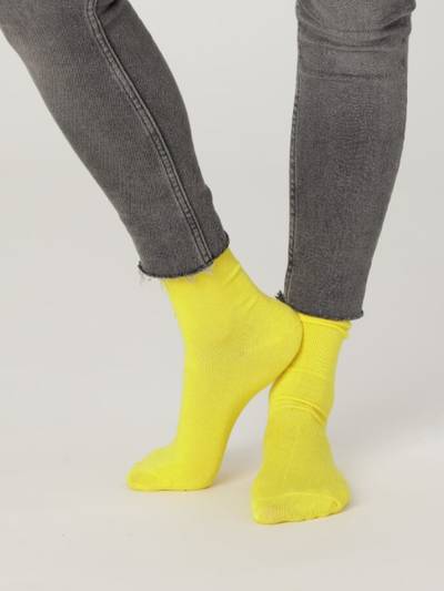 Gule bambus damestrømper fra Socks CPH, str. 36-40